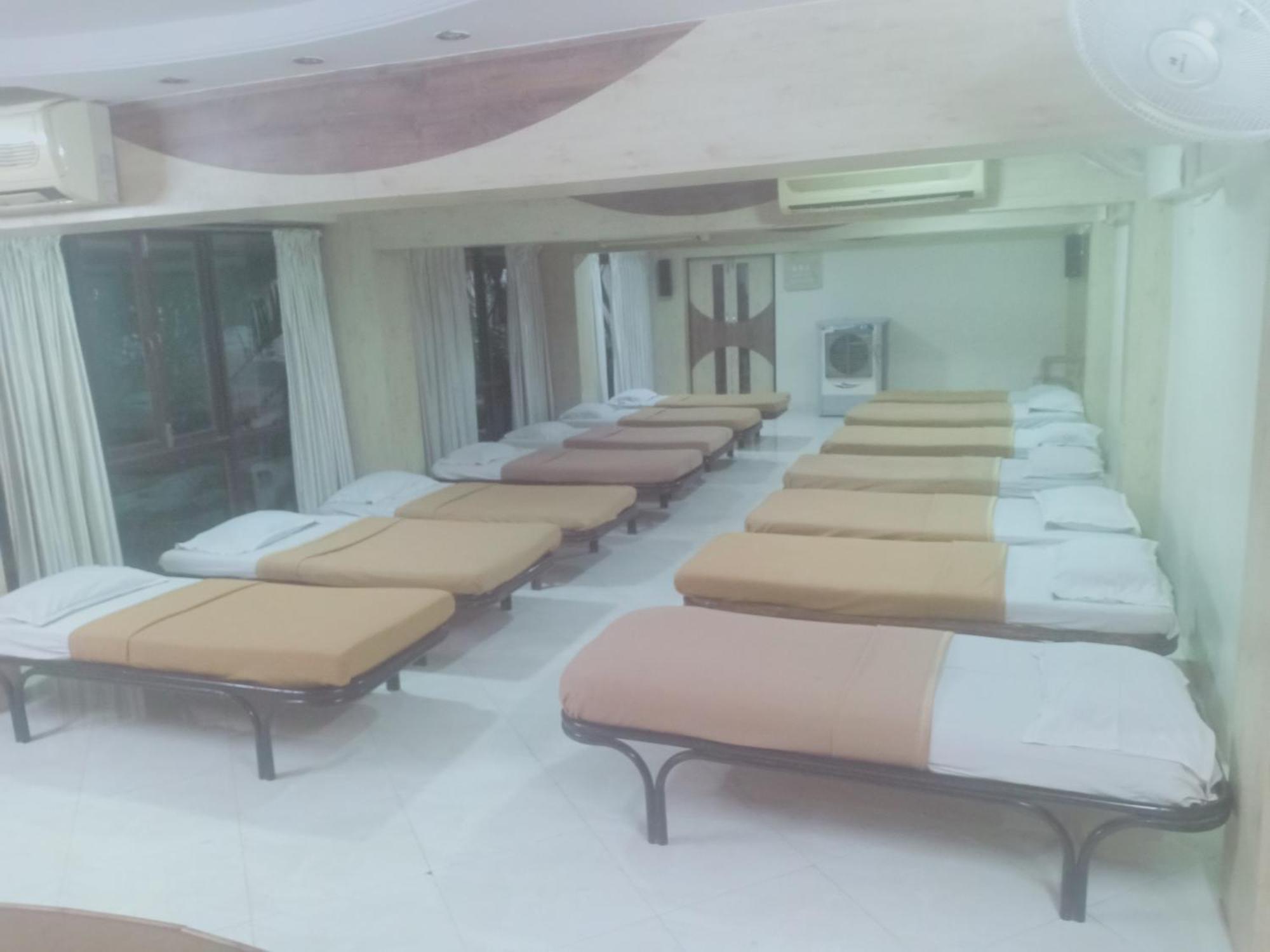 Hotel Royale Heritage Nashik Bilik gambar